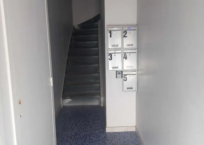 Le Prieure アパート *